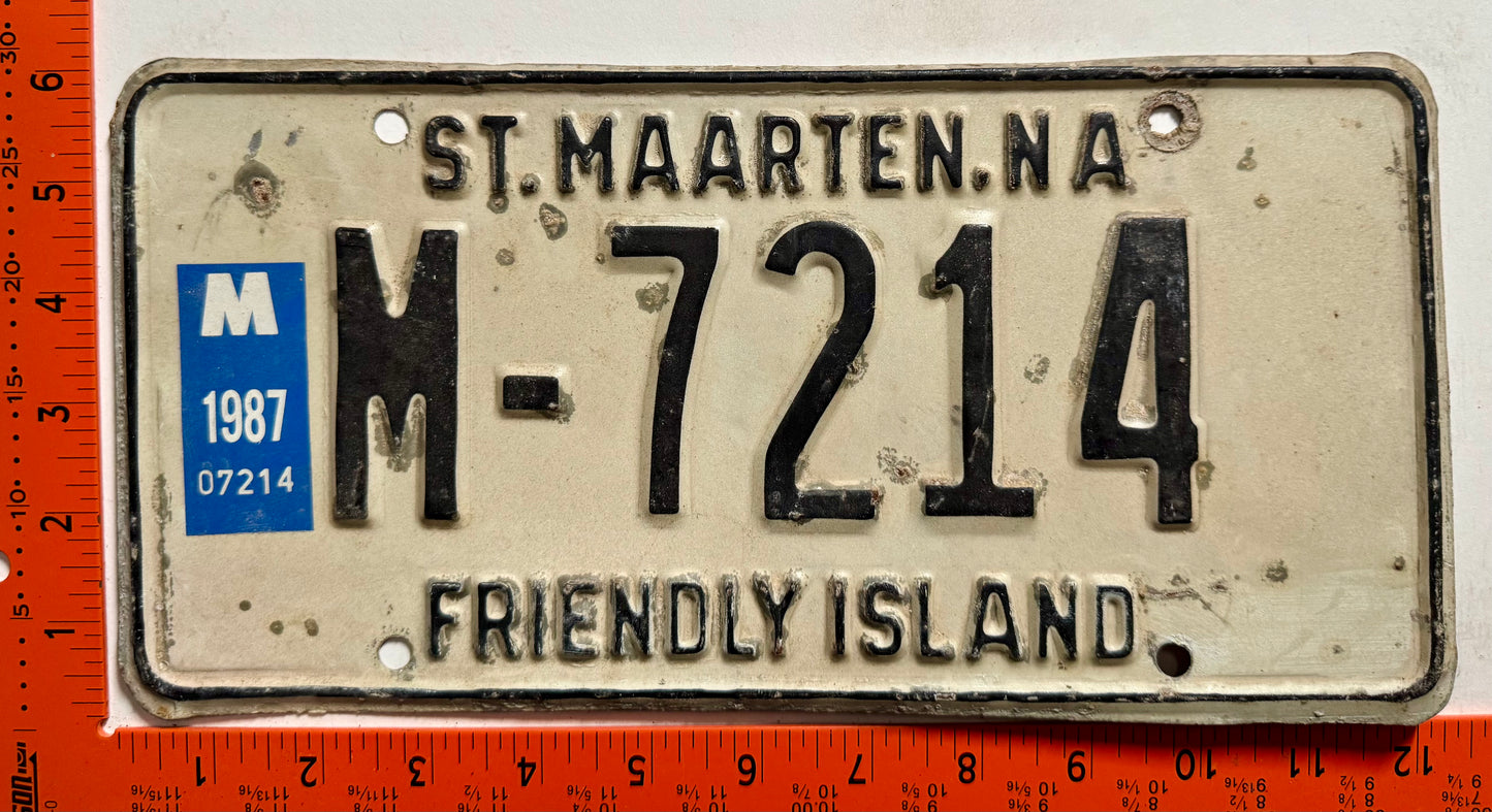 1987 St Maarten #M-7214 Passenger License Plate