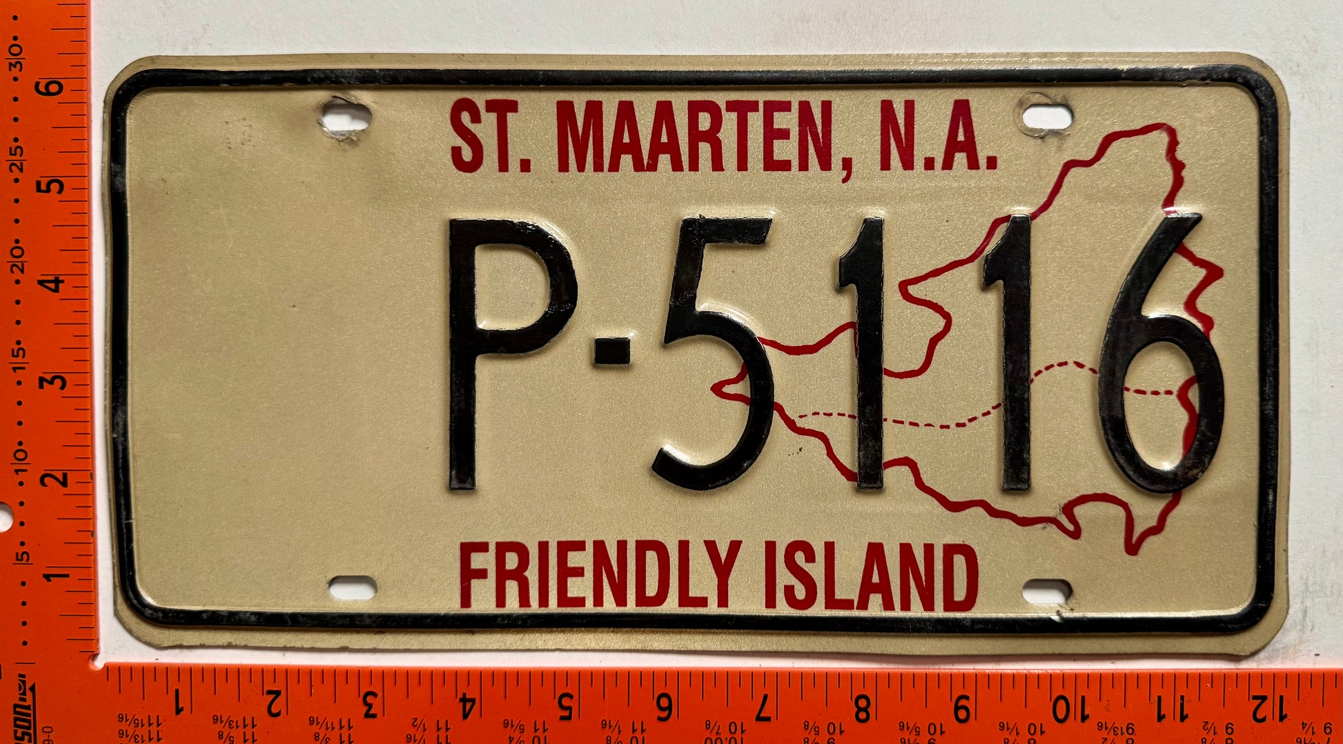 License Pl 1993 base St Maarten #P-5116 Passenger License Plate – LicensePl8s.com