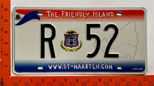 2006 St Maarten #R 52 Rental License Plate