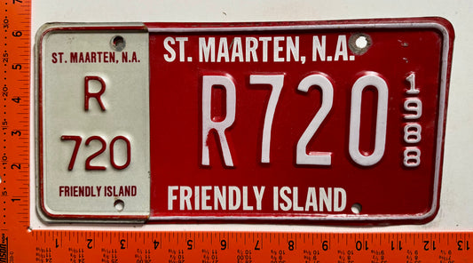 1988 St Maarten #R720 Rental License Plate