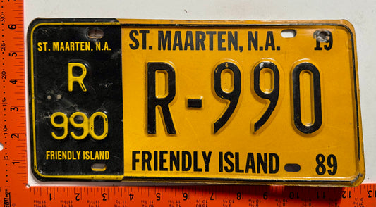 1989 St Maarten #R-990 Rental License Plate