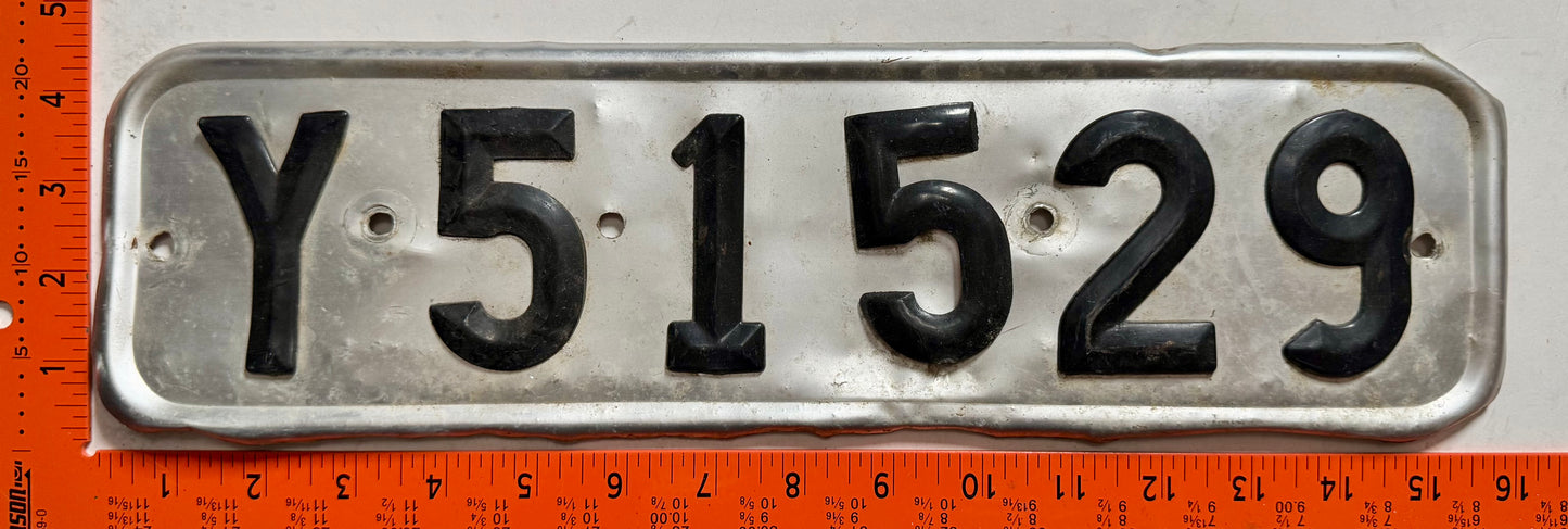 undated Sweden #Y51529 Passenger License Plate
