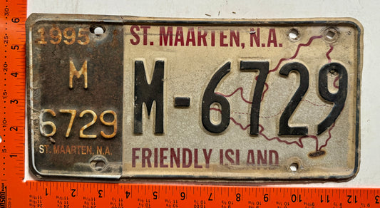1995 St Maarten #M-6729 Passenger License Plate (Crafter)