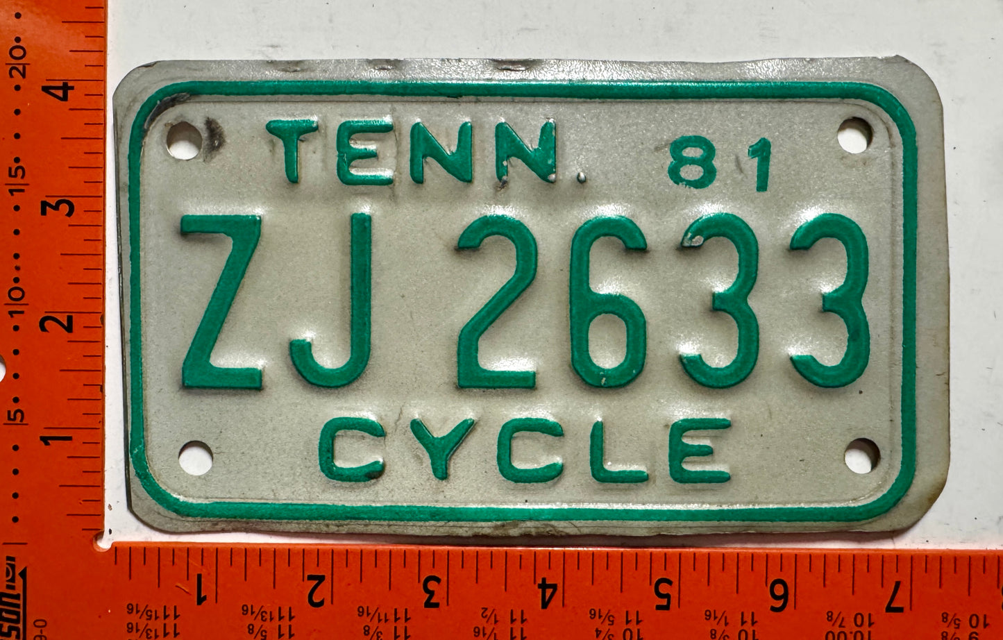 1981 Tennessee #ZJ 2633 Motorcycle License Plate
