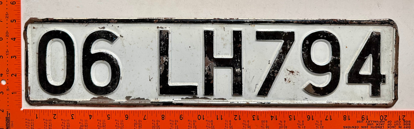 undated Turkey #06 LH794 Passenger License Plate