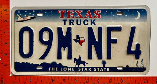 undated Texas #09M NF4 Truck License Plate