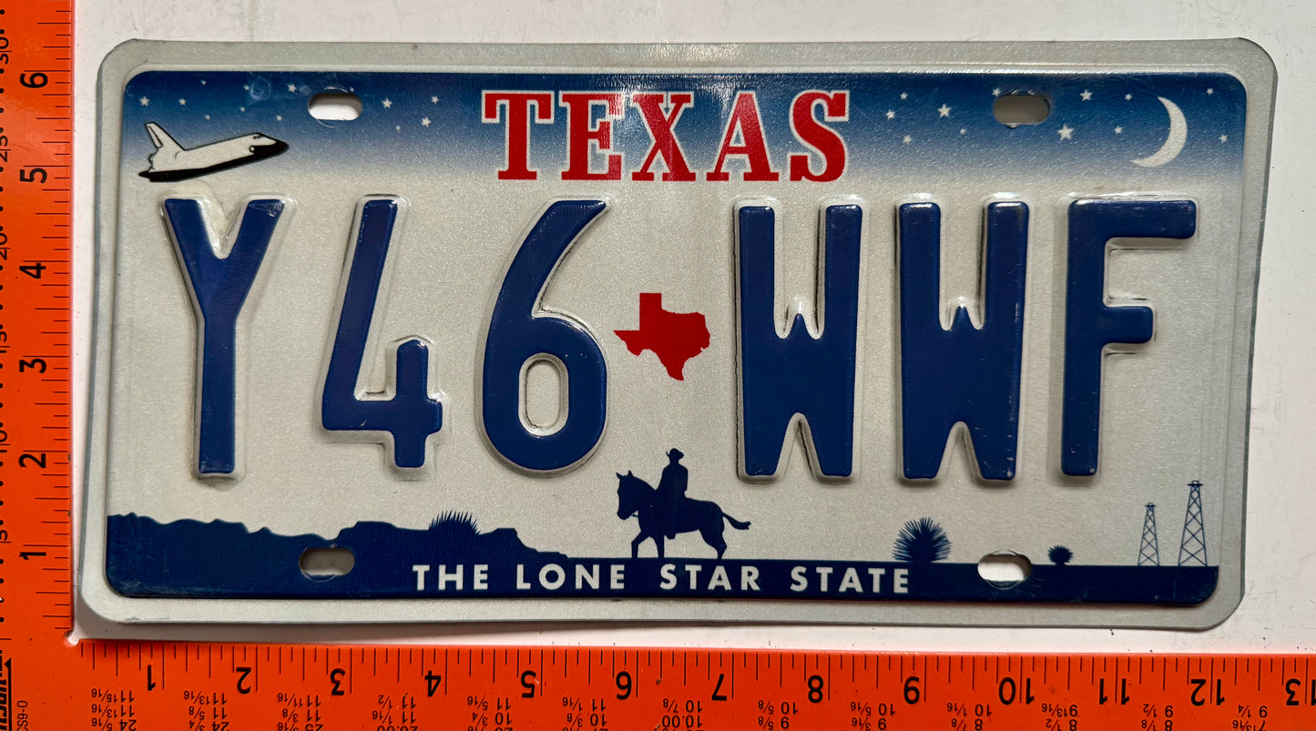 undated Texas #Y46-WWF Passenger License Plate
