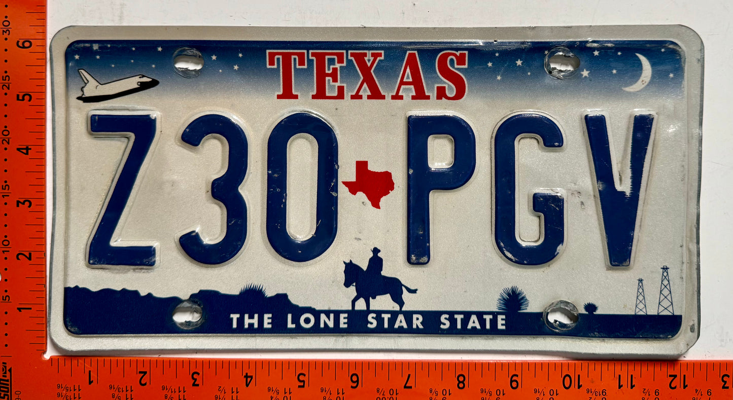 undated Texas #Z30 PGV Passenger License Plate