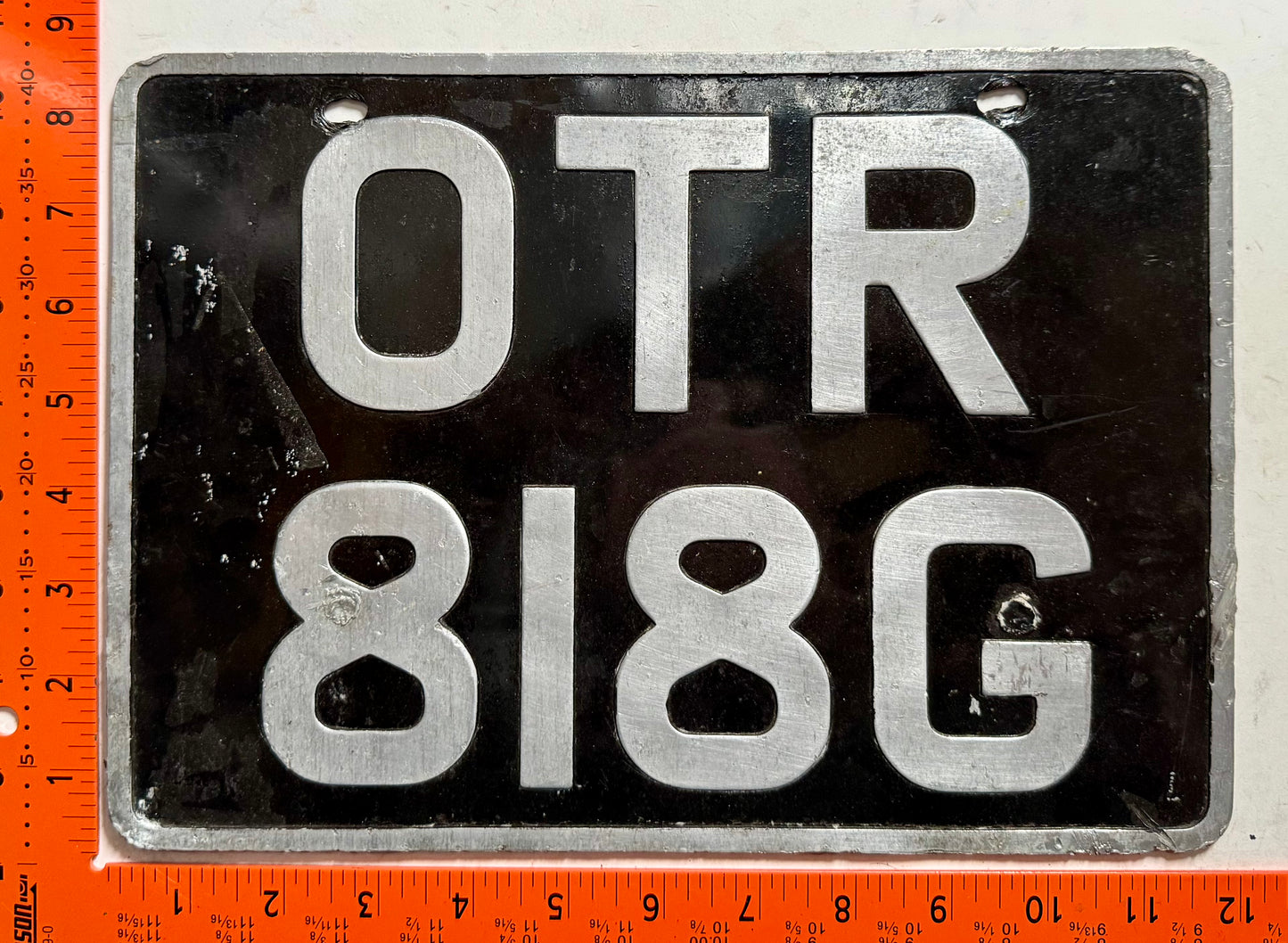 1968/1969 England #OTR/818G Passenger License Plate