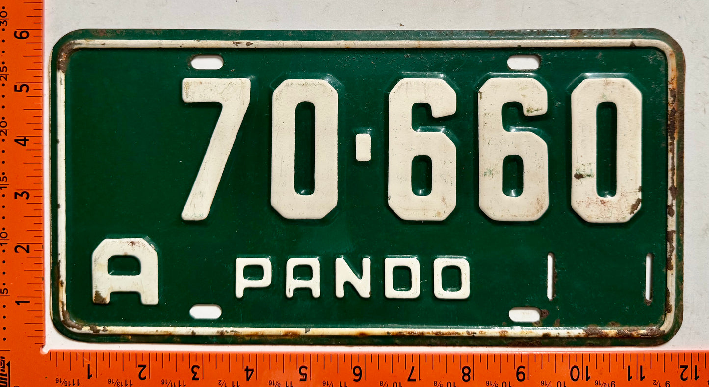 undated Uruguay #70-660 Passenger License Plate