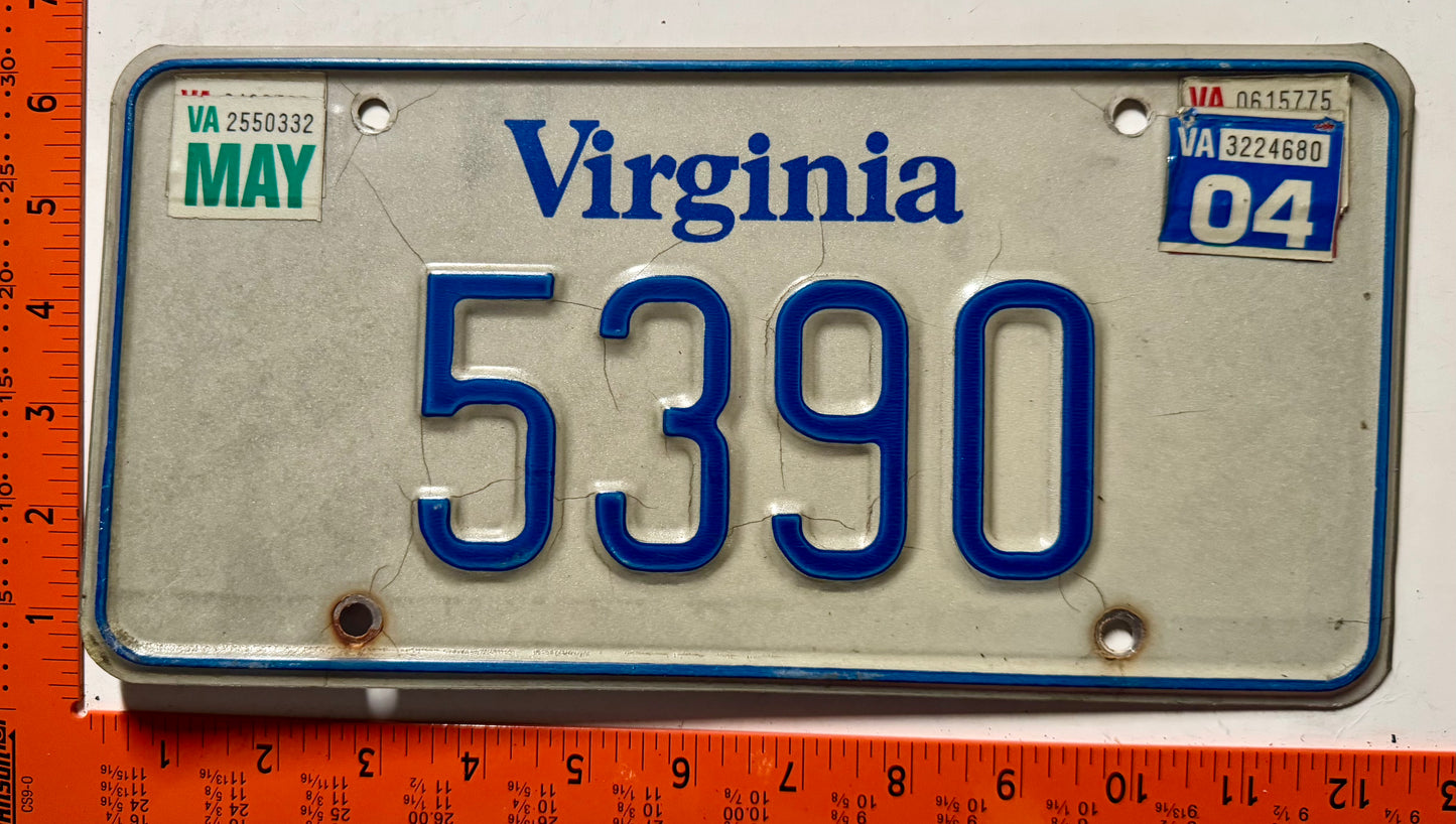 2004 Virginia #5-390 Passenger License Plate